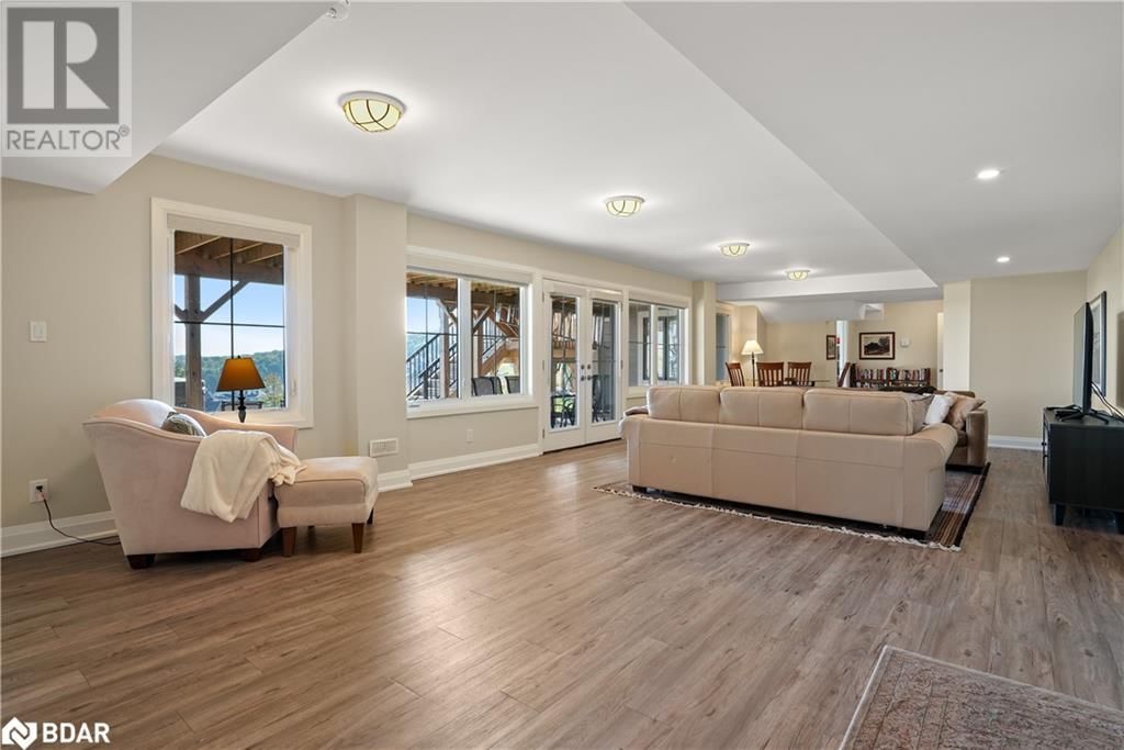 3 MORGAN DRIVE Image 33