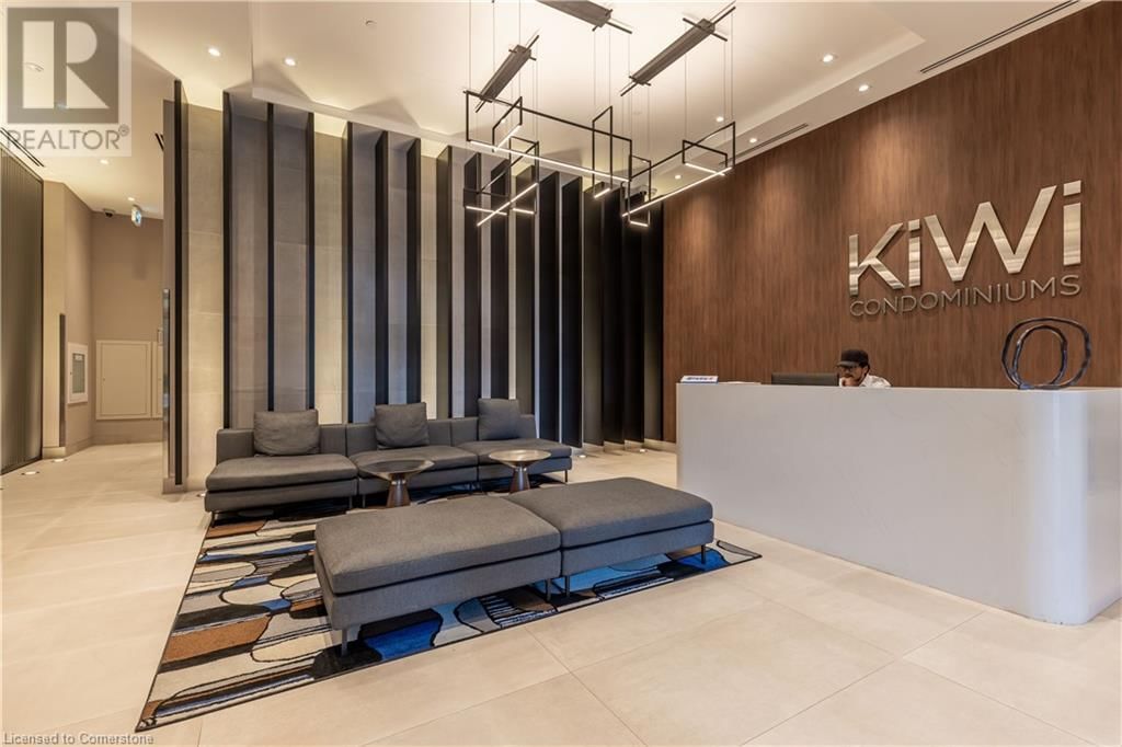 1113 - 212 KING WILLIAM STREET Image 2