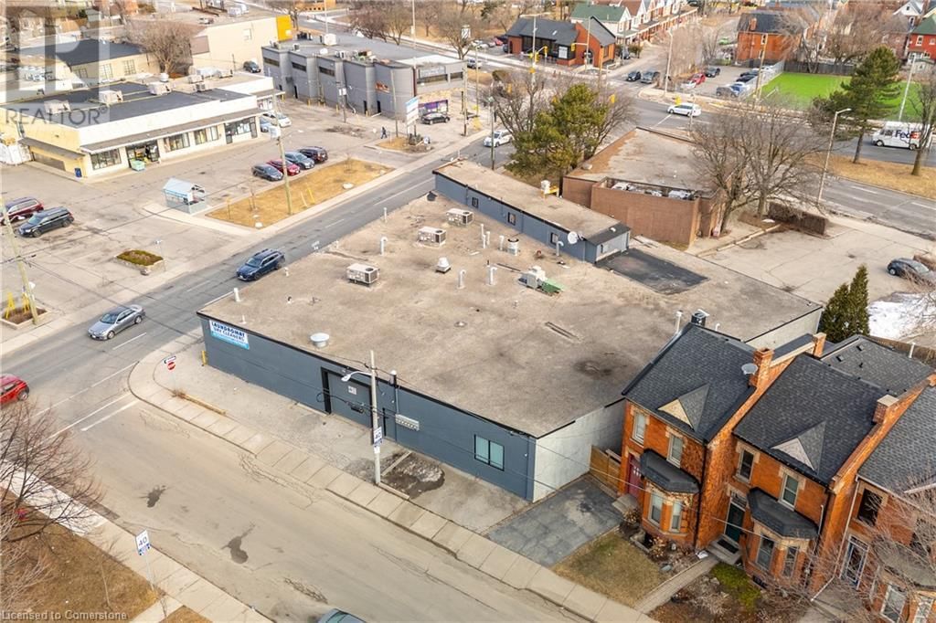 5 - 82 QUEEN STREET NORTH Image 22