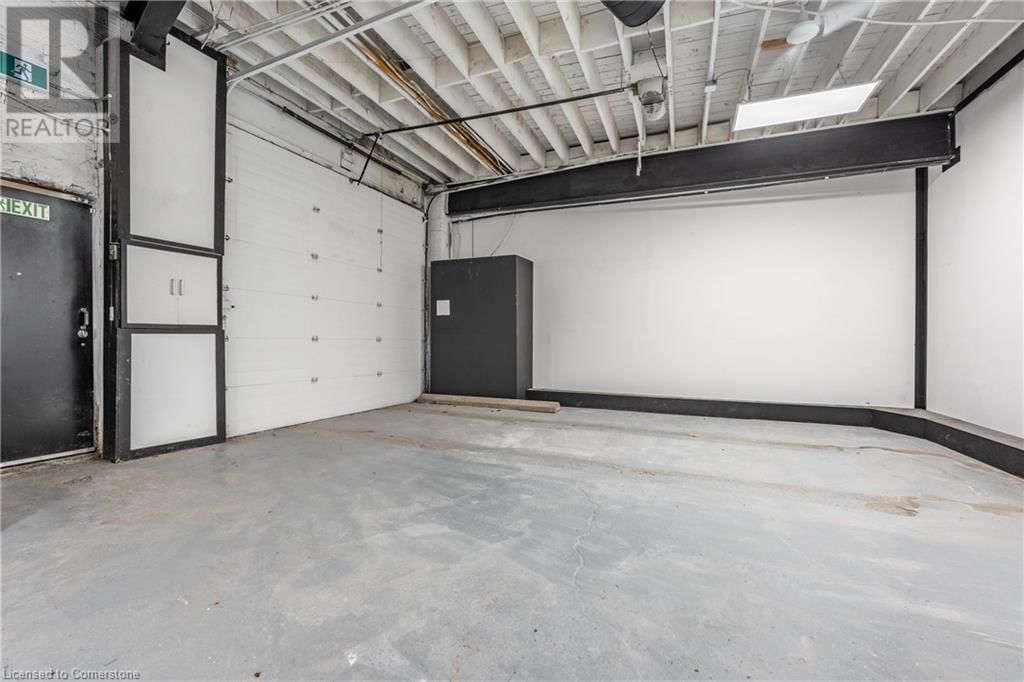 5 - 82 QUEEN STREET NORTH Image 6