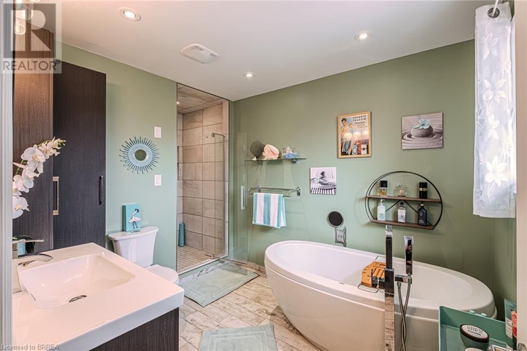 52 AMELIA STREET Image 20
