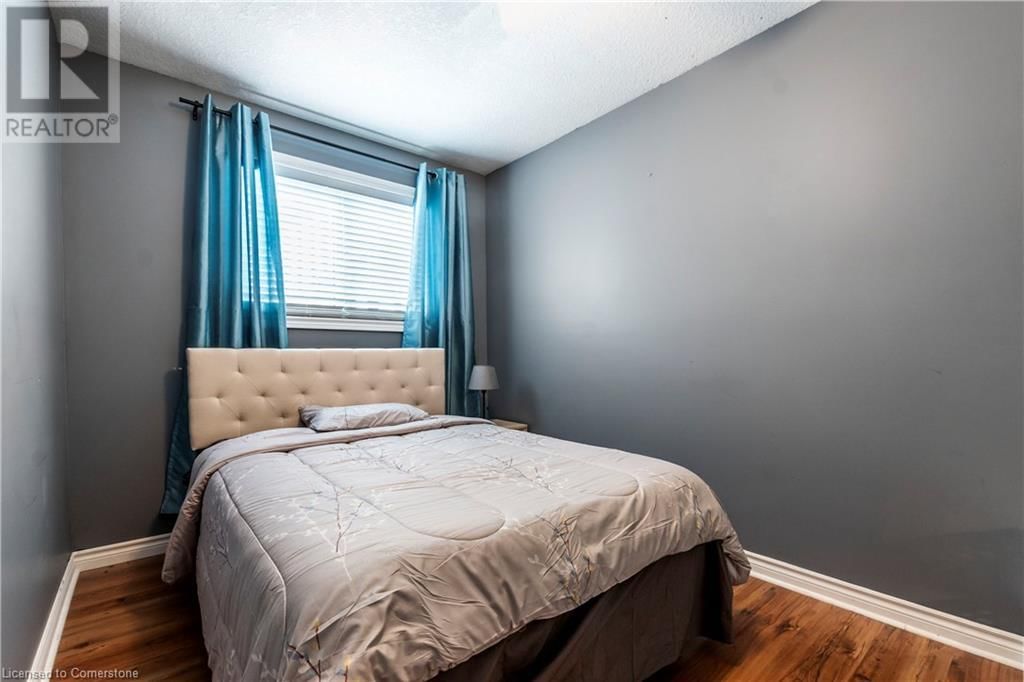 75 SEKURA CRESCENT Image 14