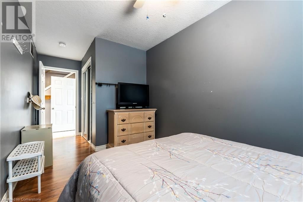 75 SEKURA CRESCENT Image 15