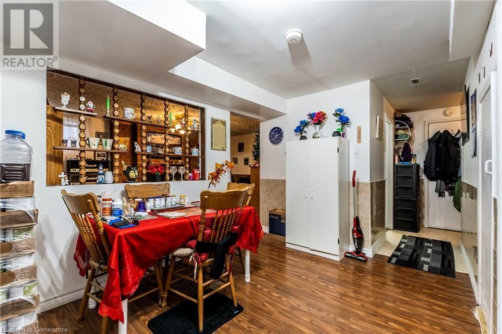 75 SEKURA CRESCENT Image 35