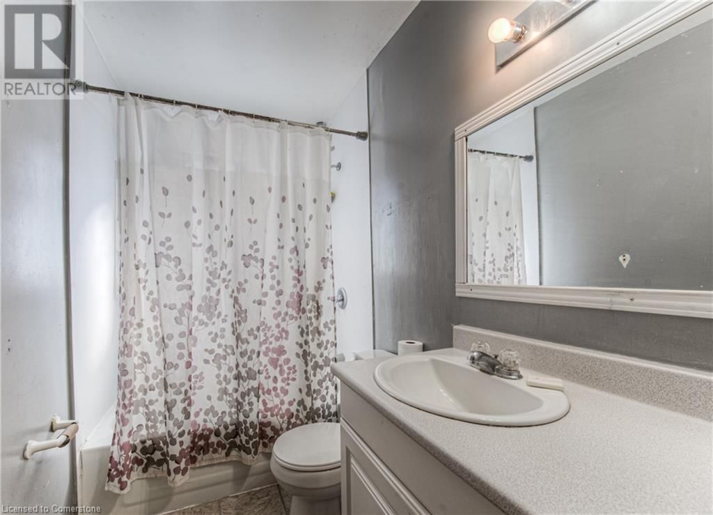 486 HIGHLAND ROAD EAST Image 18