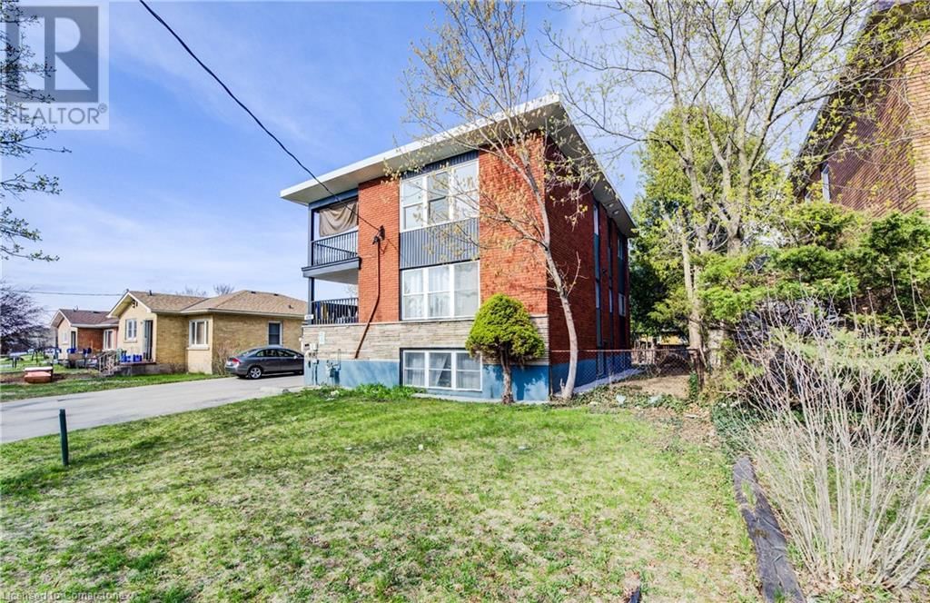 486 HIGHLAND ROAD EAST Image 3