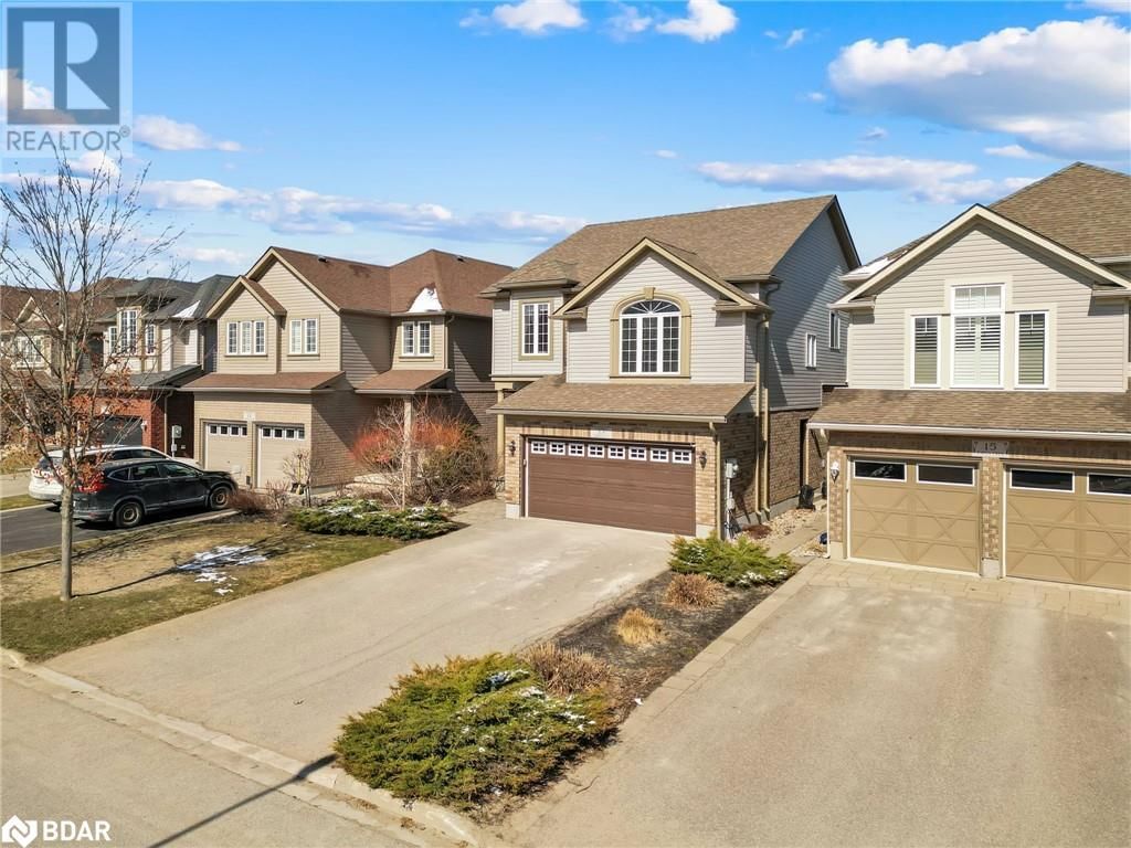 13 KAYLA CRESCENT Image 2