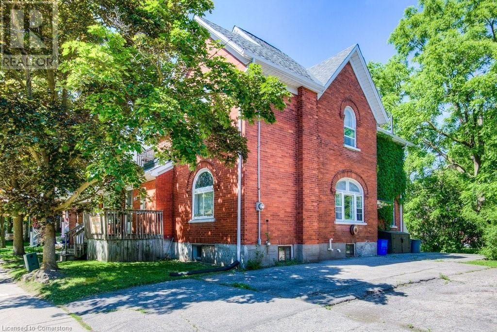 126 ALBERT STREET Image 1