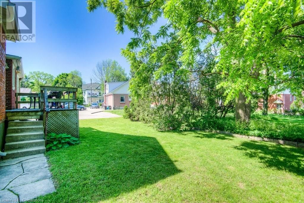 126 ALBERT STREET Image 37
