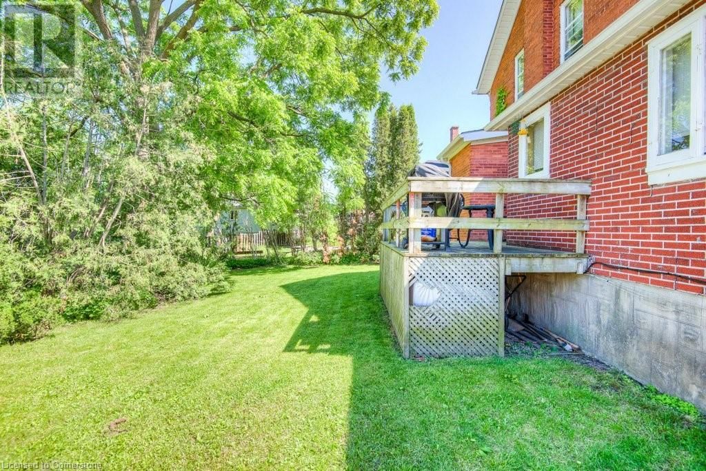 126 ALBERT STREET Image 38