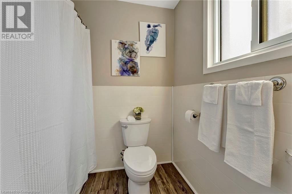 16 GAILMOUNT COURT Image 18