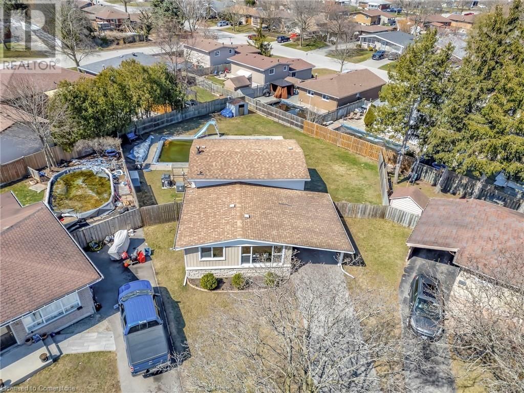 16 GAILMOUNT COURT Image 31