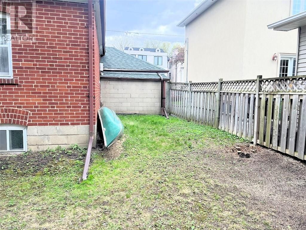248 FLORENCE AVENUE Image 6