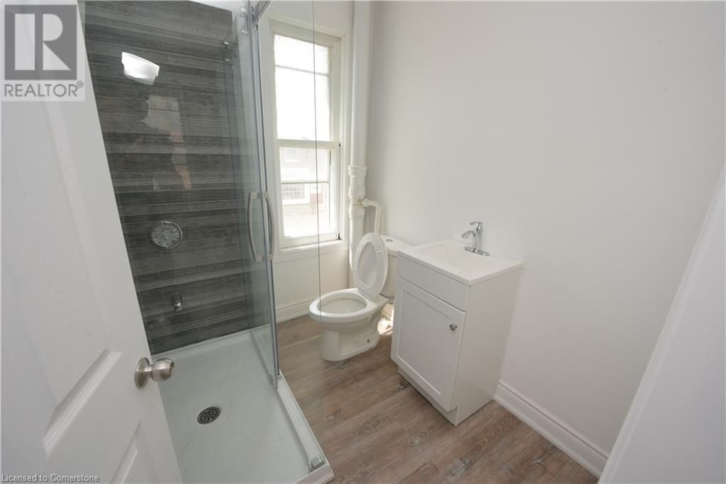 69 CEDAR STREET Image 10