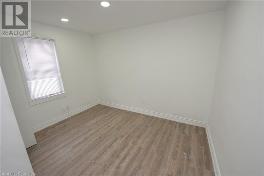 69 CEDAR STREET Image 15