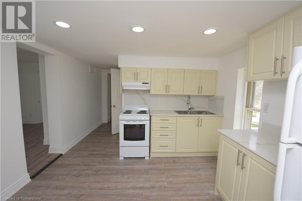 69 CEDAR STREET Image 18