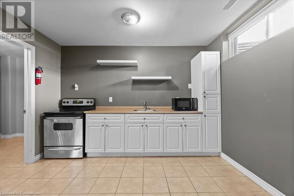 125 ARMSTRONG STREET WEST Image 13