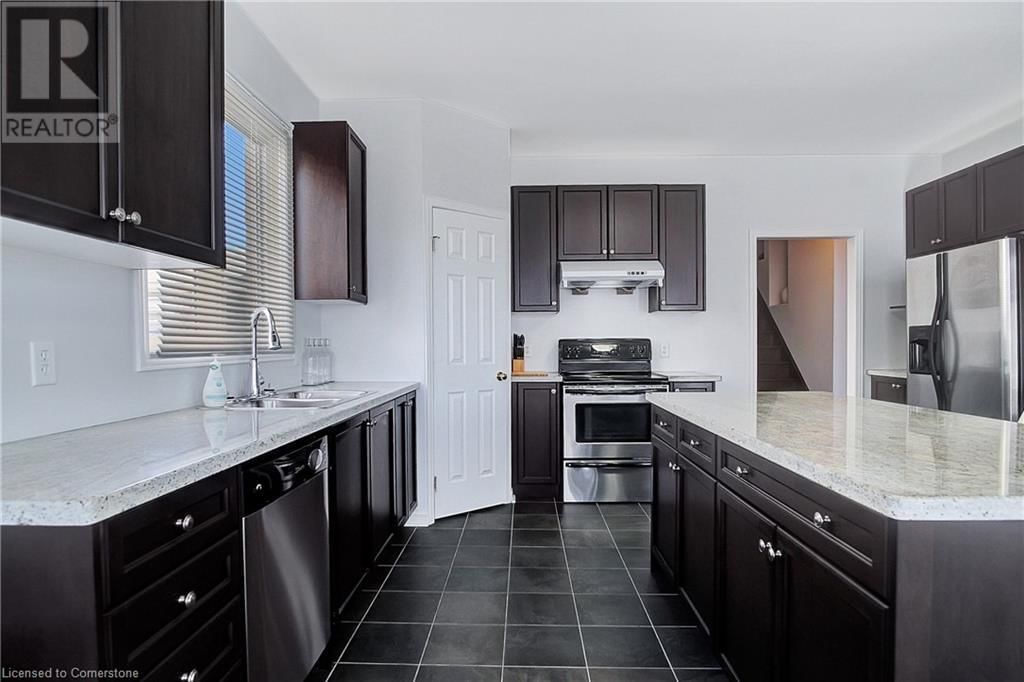 320 ROBERT FERRIE DRIVE Image 17
