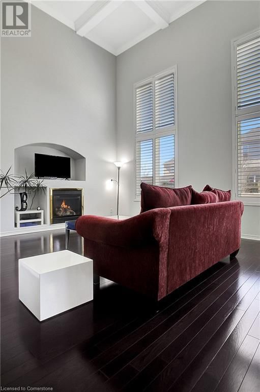 320 ROBERT FERRIE DRIVE Image 7