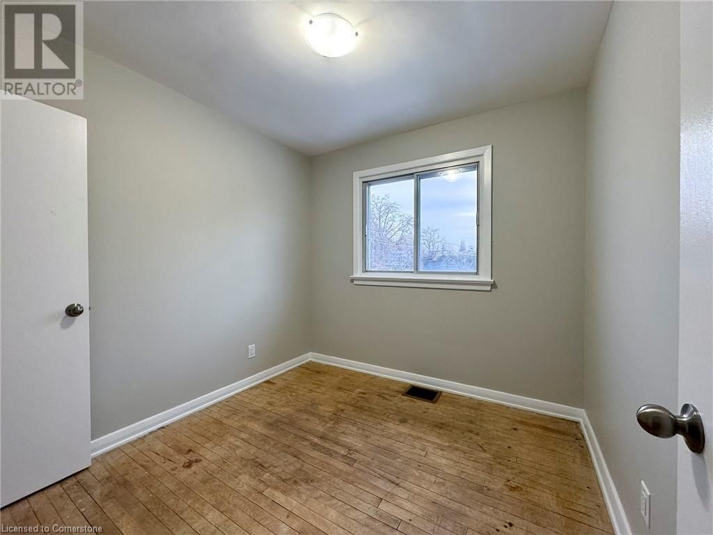 70 CROWNHILL STREET Image 11
