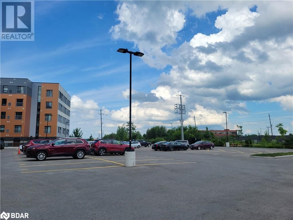 230 - 75 BARRIE ROAD Image 6
