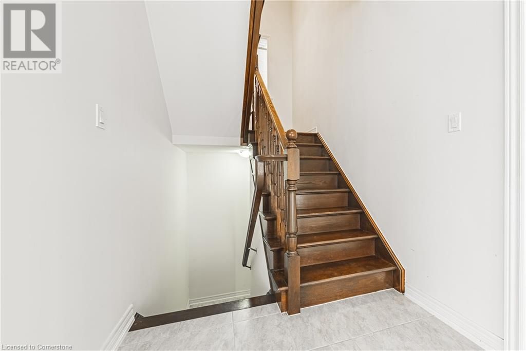107 HAZELTON AVENUE Image 20