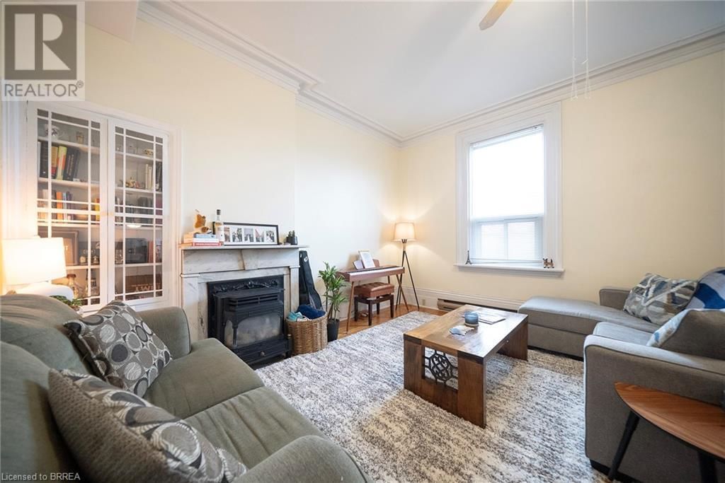 142 GRAND RIVER STREET NORTH Image 21