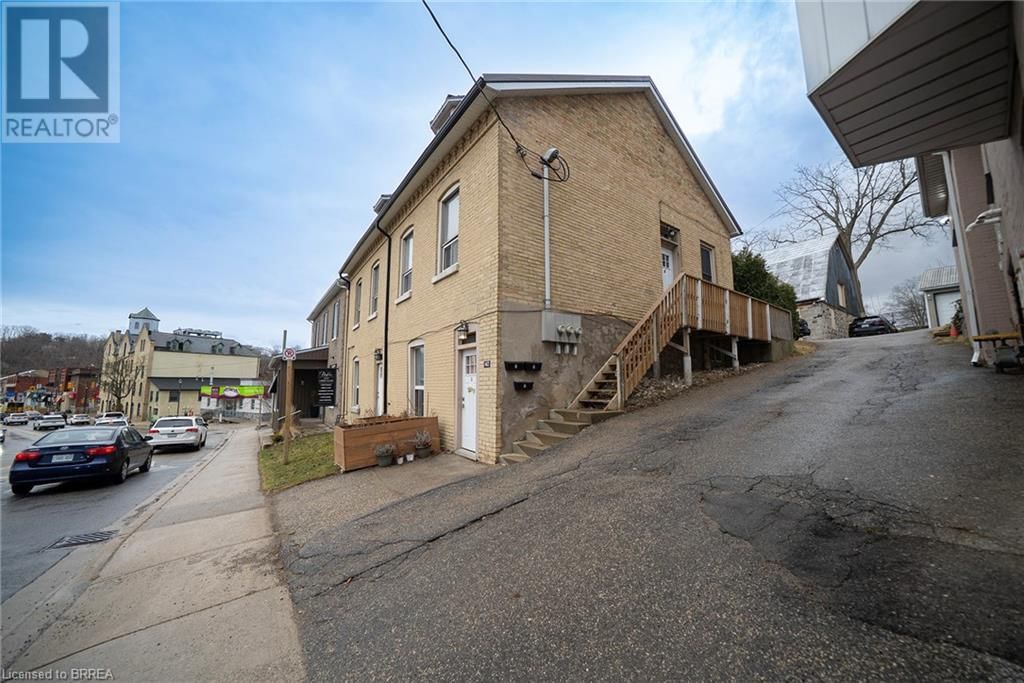 142 GRAND RIVER STREET NORTH Image 4