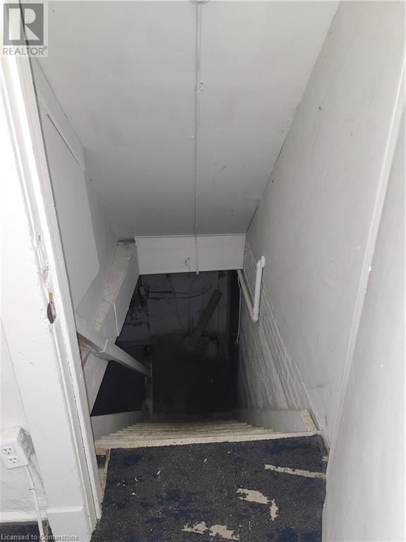 18 AINSLIE STREET SOUTH Image 18