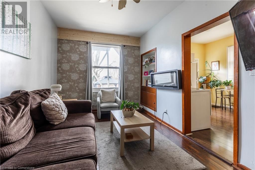 402 DUNDURN STREET SOUTH Image 11