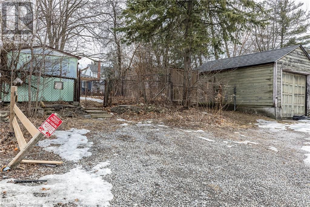 402 DUNDURN STREET SOUTH Image 38