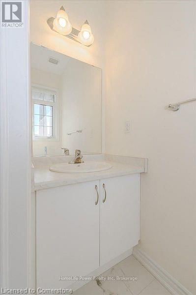 35 HITCHMAN STREET Image 28