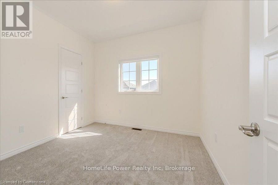 35 HITCHMAN STREET Image 36