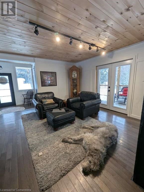 22 CAMP ROAD Image 46