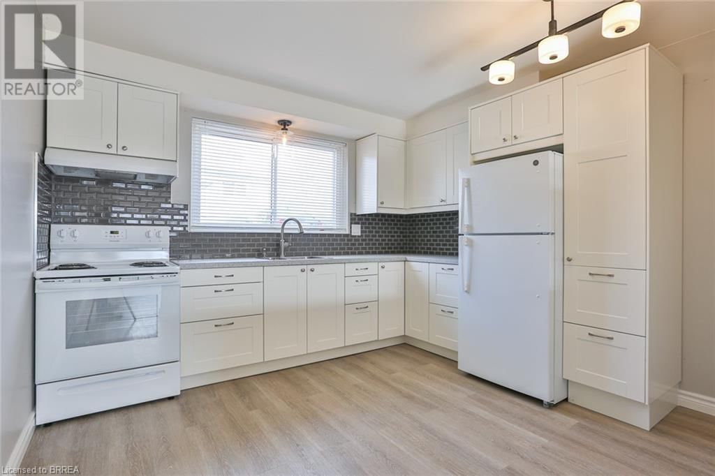 1 - 84 LYNDHURST STREET Image 2