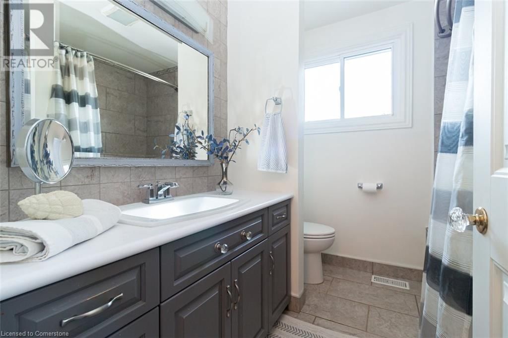 2126 GOLF CLUB ROAD Image 19