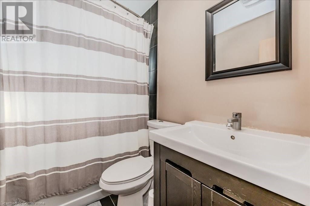 117 MARSHALL STREET Image 21