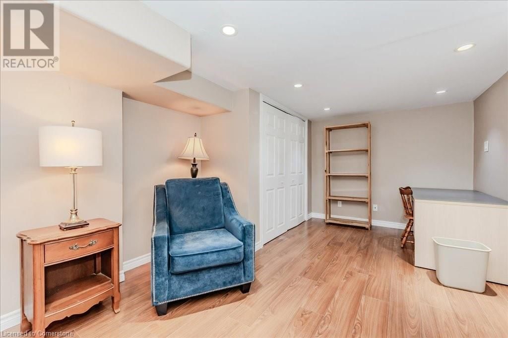 117 MARSHALL STREET Image 28