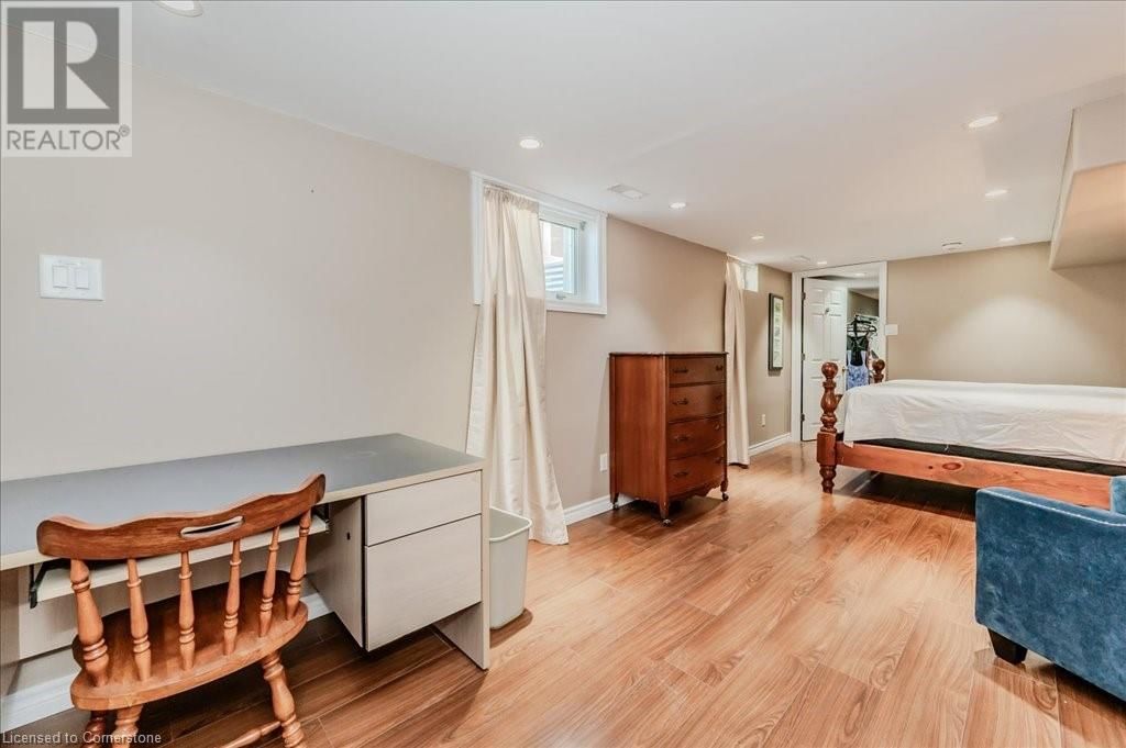 117 MARSHALL STREET Image 29