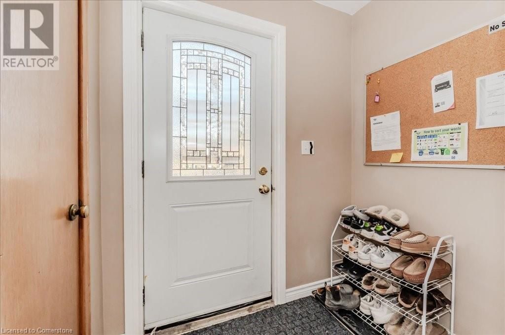 117 MARSHALL STREET Image 6