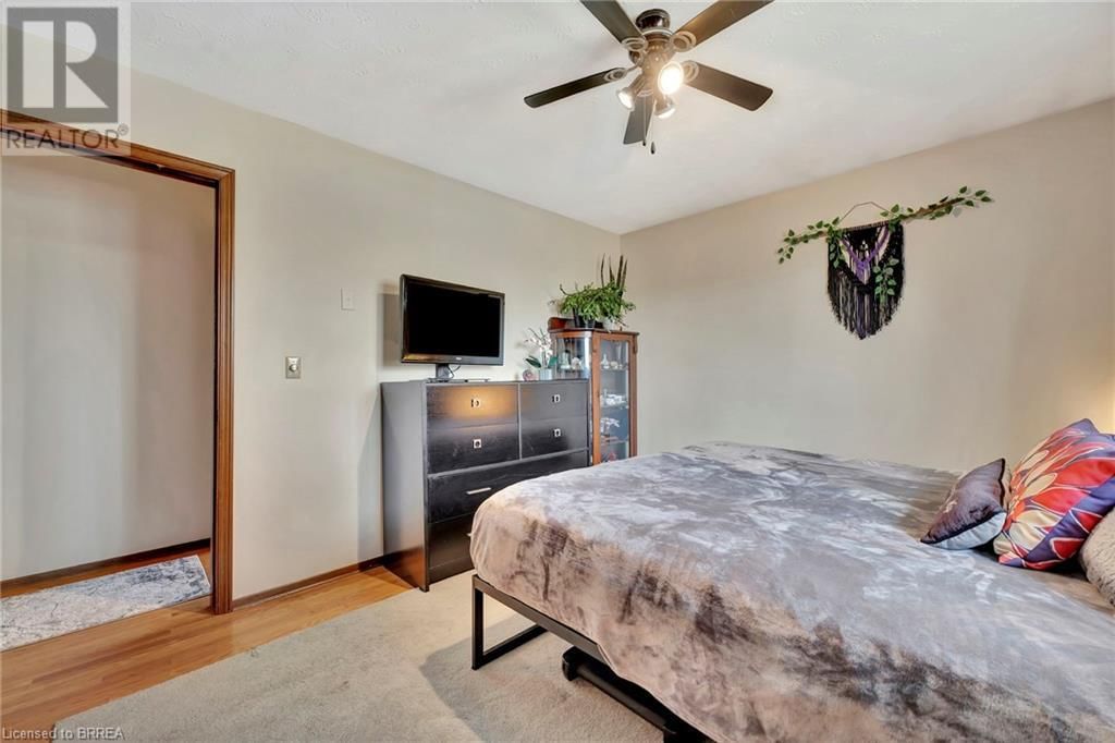18 SPRUCEHILL DRIVE Image 15