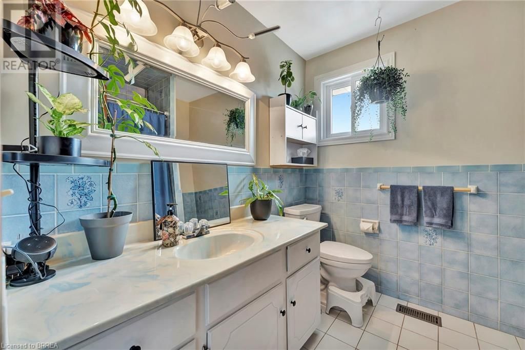 18 SPRUCEHILL DRIVE Image 18