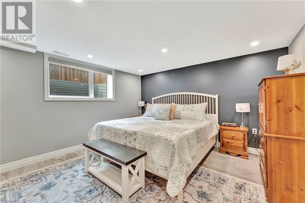 18 SPRUCEHILL DRIVE Image 31