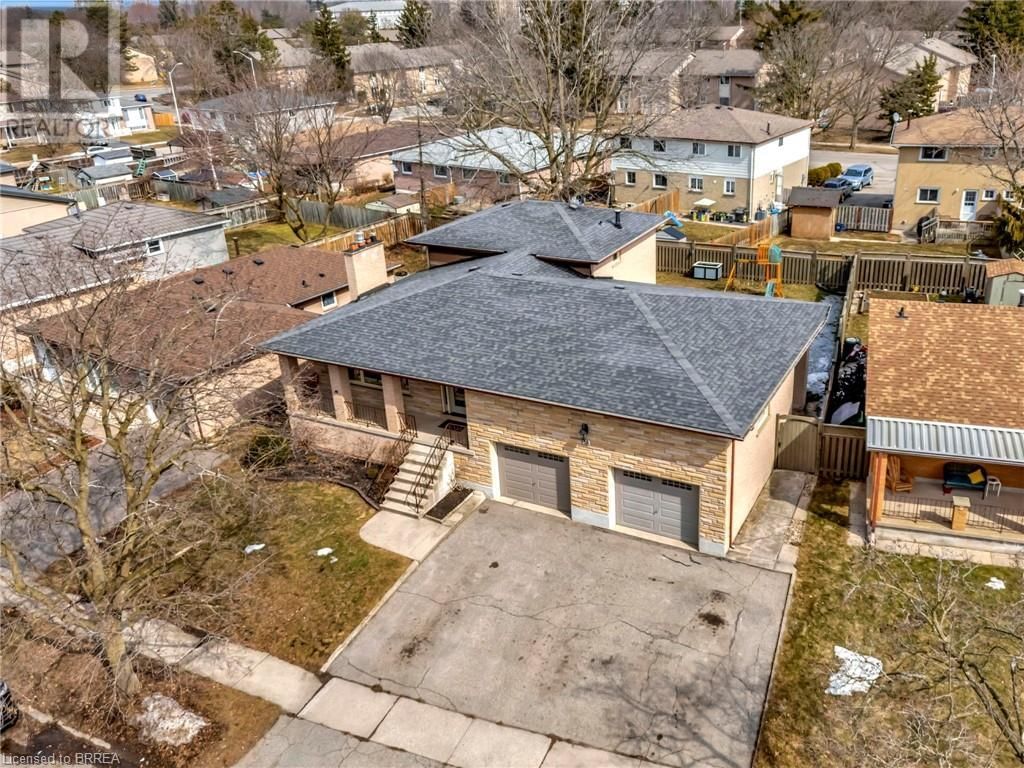 18 SPRUCEHILL DRIVE Image 44