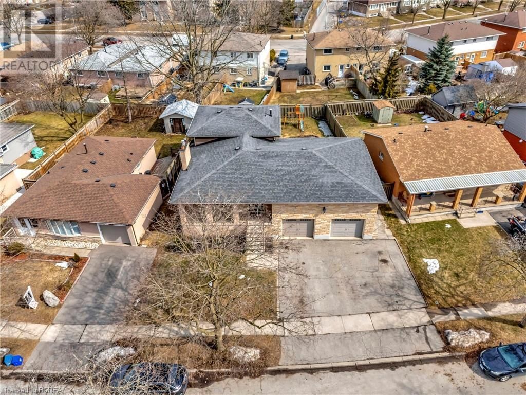 18 SPRUCEHILL DRIVE Image 45