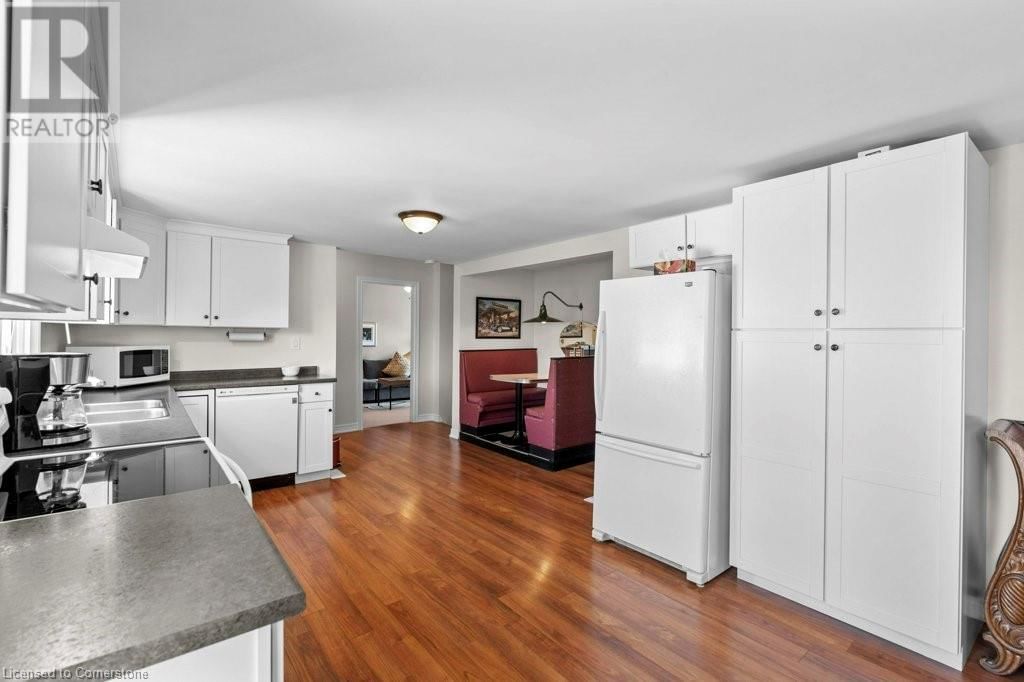 2000 VILLA NOVA ROAD Image 9