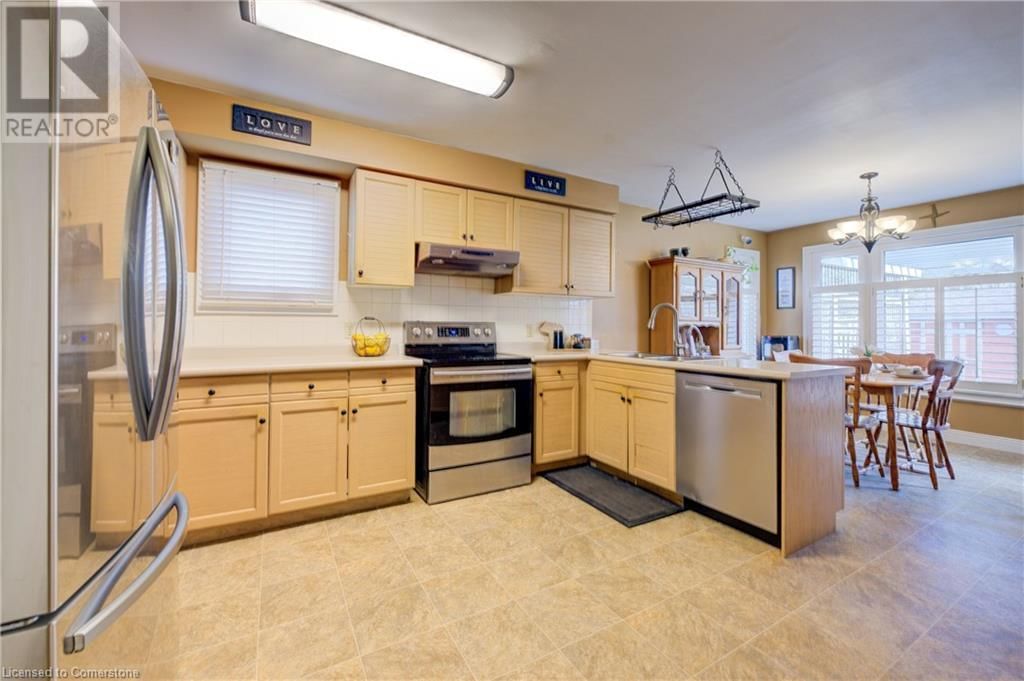 25 LYNNVALLEY CRESCENT Image 11