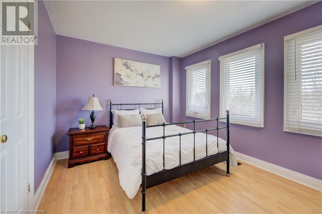 25 LYNNVALLEY CRESCENT Image 22