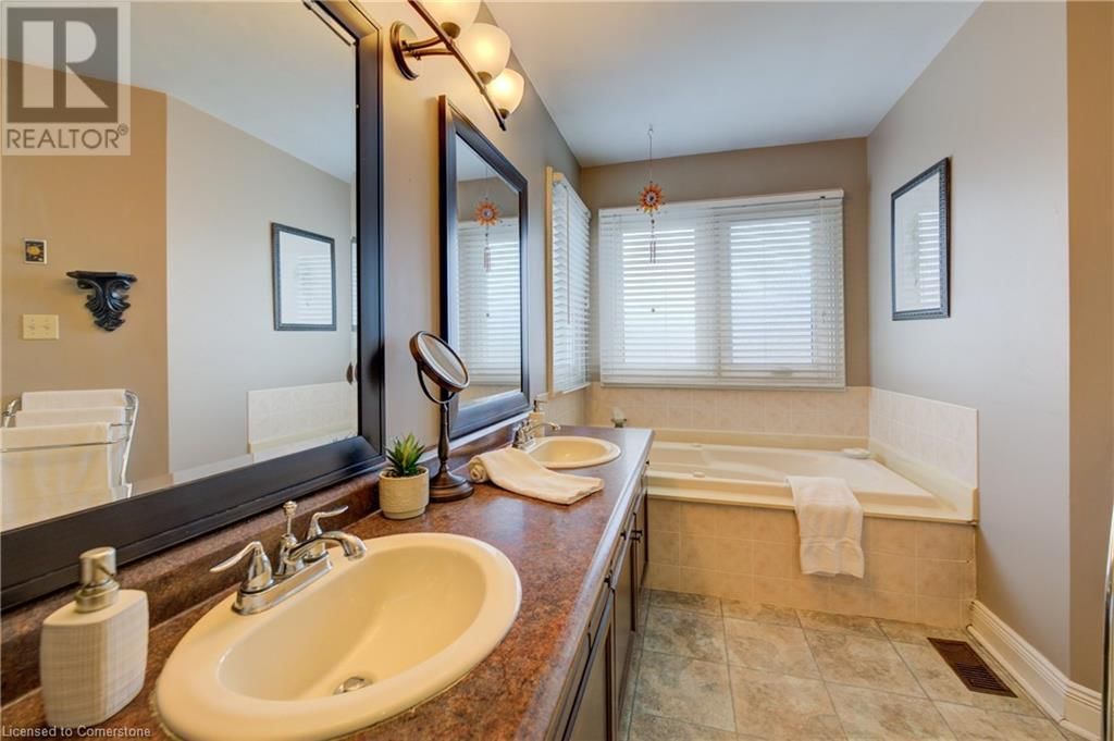 25 LYNNVALLEY CRESCENT Image 29