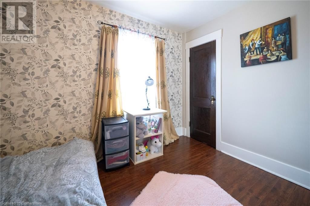 755 COLBORNE STREET EAST Image 18